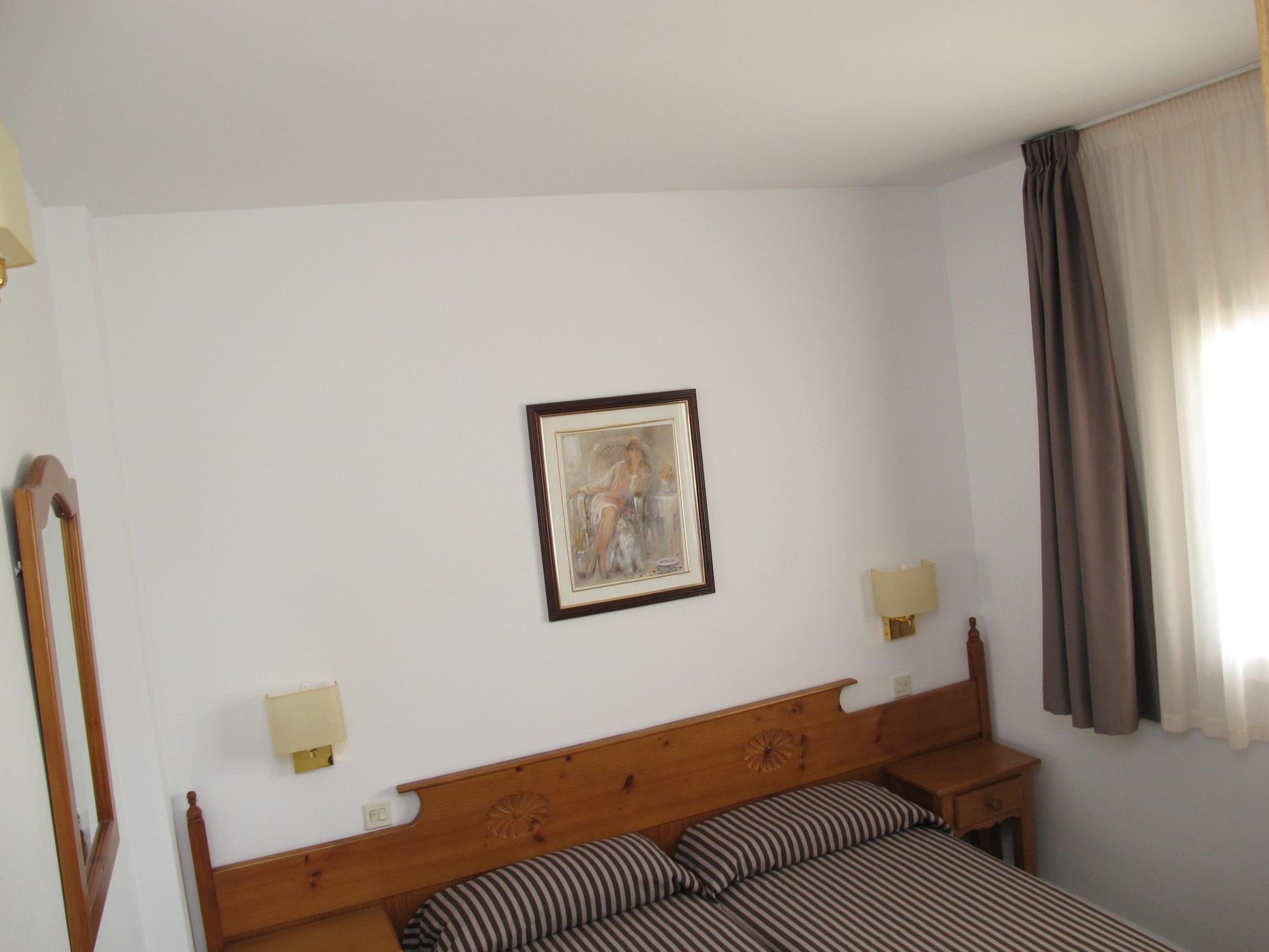 Apartamentos Santi 료렛 드 마르 외부 사진