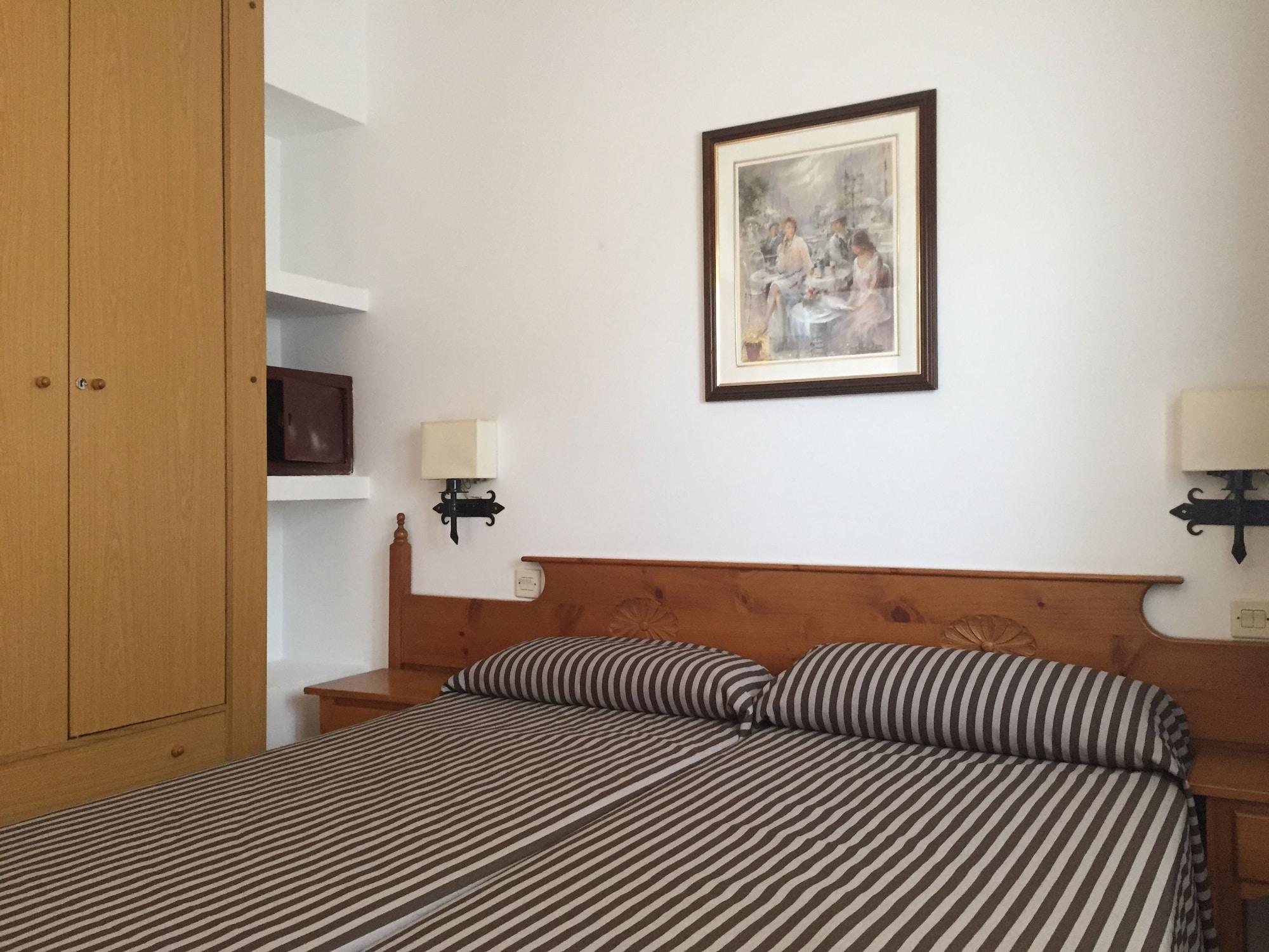 Apartamentos Santi 료렛 드 마르 외부 사진
