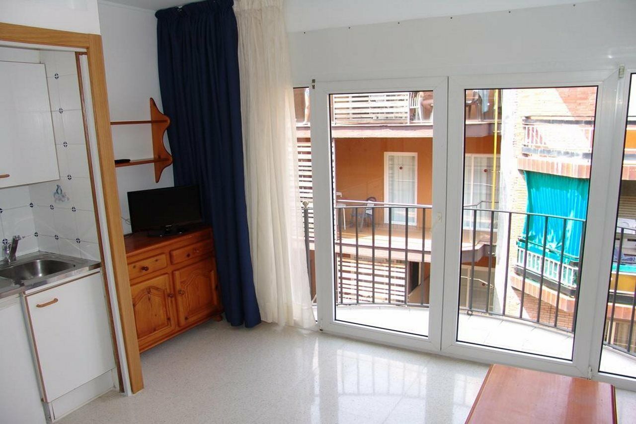 Apartamentos Santi 료렛 드 마르 외부 사진